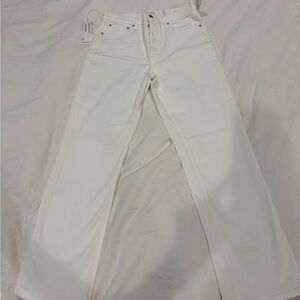 Denim Forum Aritzia Arlo White Jeans